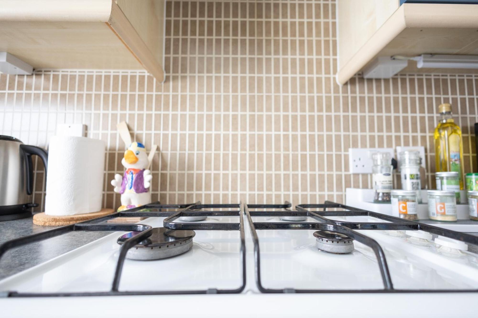 فيلا Garden House Near Shops In Quiet Location بانبيري المظهر الخارجي الصورة